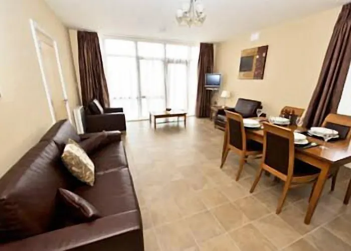 Staycity Augustine 4*