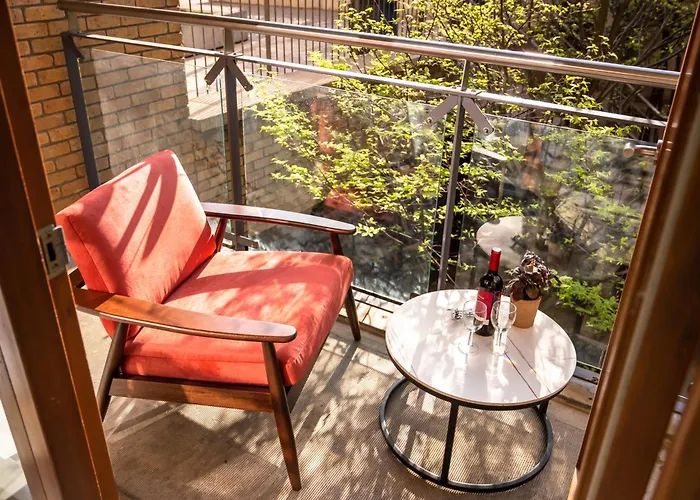 Hotel Staycity Augustine 4*