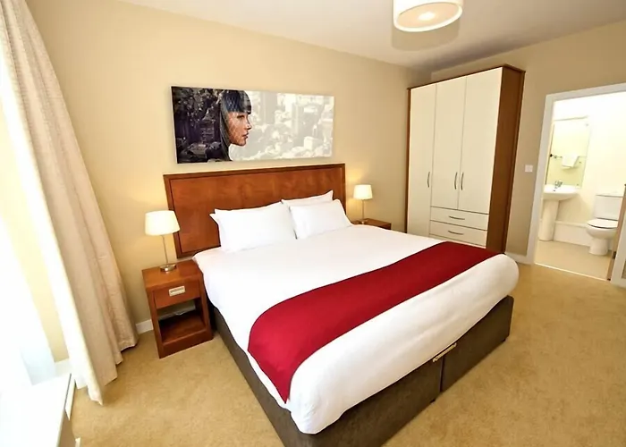 Hotel Staycity Augustine 4*