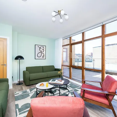 Staycity Augustine Szálloda 4*