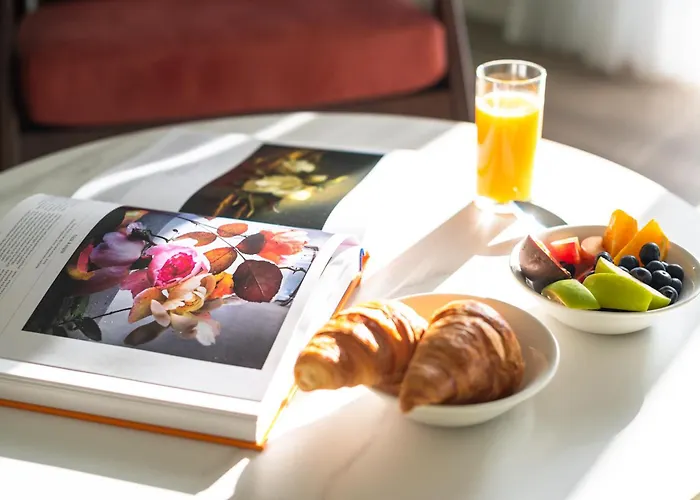 Staycity Augustine Hotel