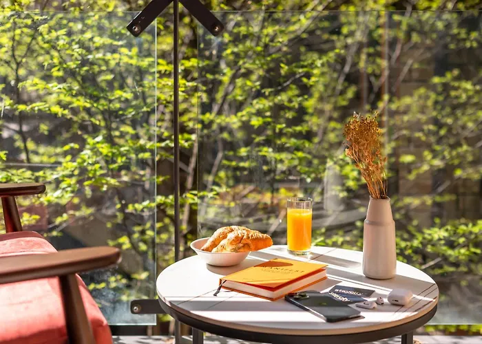 Hotel Staycity Augustine