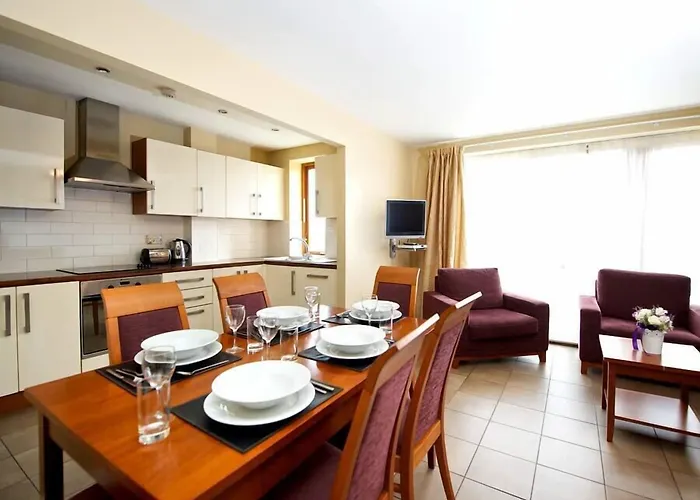 Hotel Staycity Augustine 4*